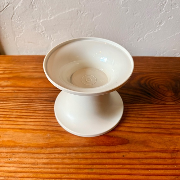 Vintage Tupperware 3-Tier Pedestal Stand – Modular Cake and Serving Display - Picture 9 of 15